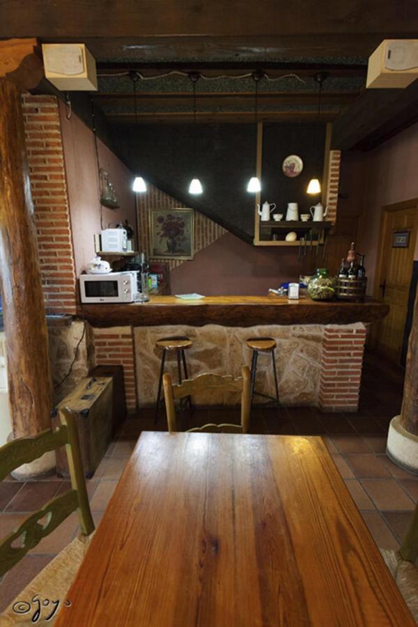 El Camino Real Konuk evi Villovela de Pirón Dış mekan fotoğraf